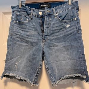 Express size 10 Bermuda shorts high rise distressed look like new denim perfect